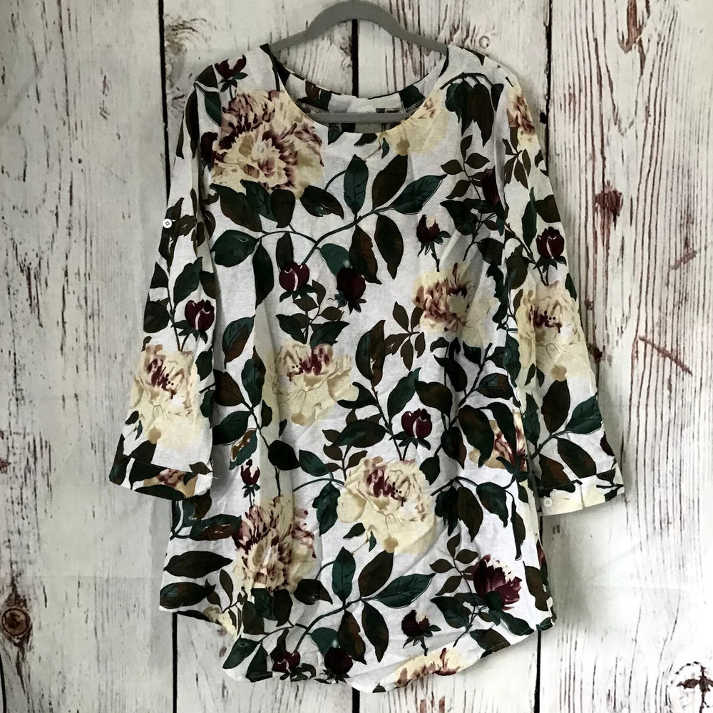 NWT Cellabie Roll Sleeve Floral Linen Like Tunic Top Women's Large
